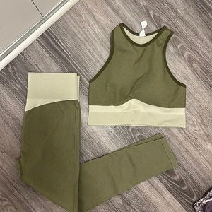 DSG green workout set